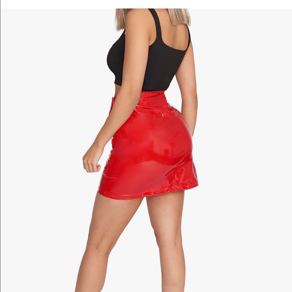 Red skirt